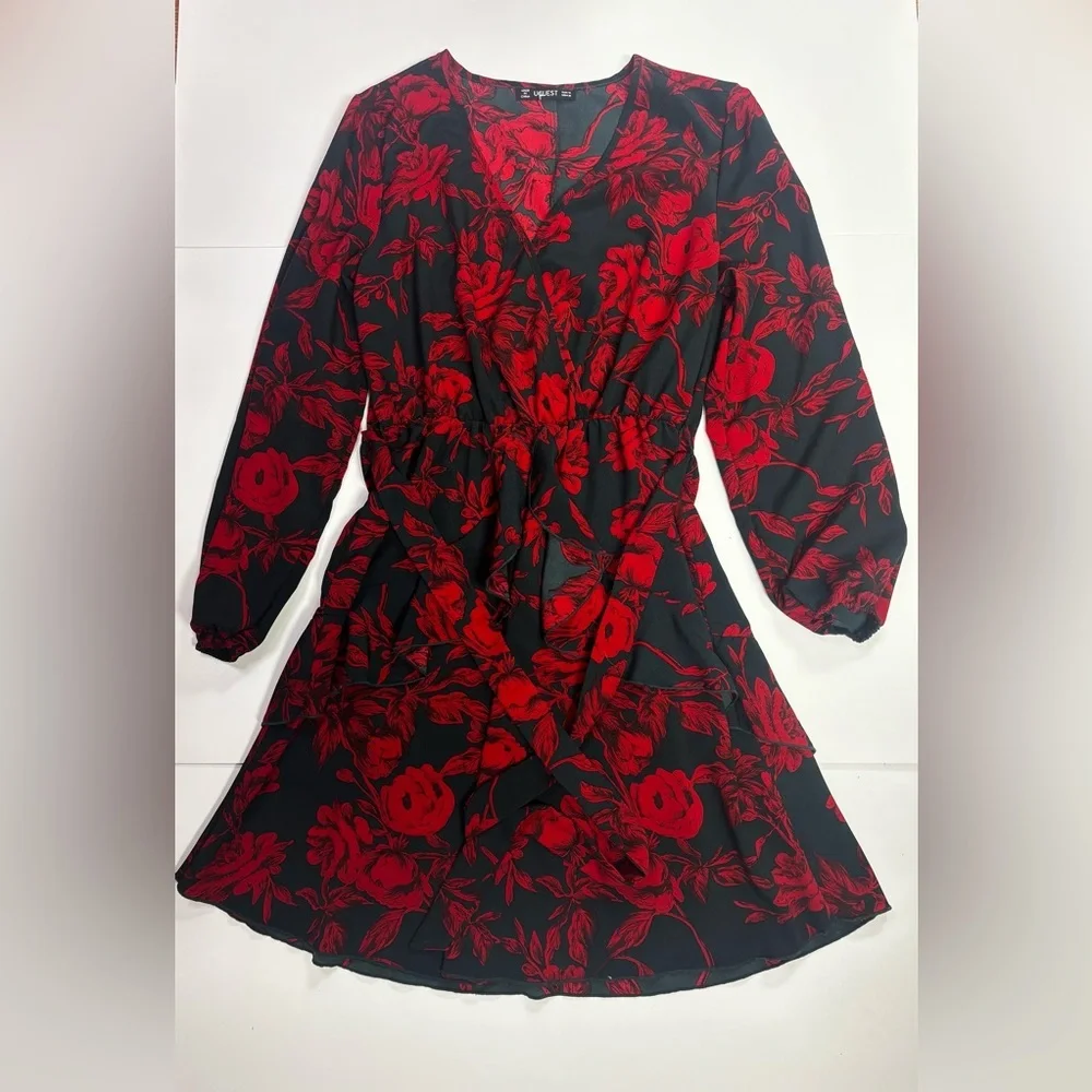 319. Elegant Red Floral Dress - Picture 4 of 8